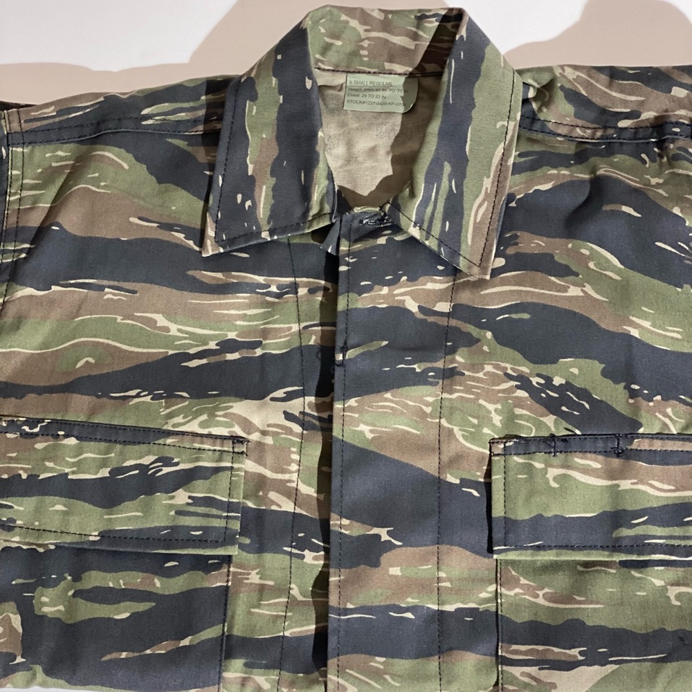Men’s Rothko tiger stripe-camo shirt 7990.